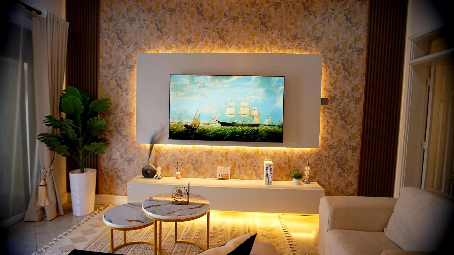 Lägenhet Home2Suite By Veronica Buziga, Munyonyo- Luxury With Netflix, Wi-Fi, & Free Parking Kampala