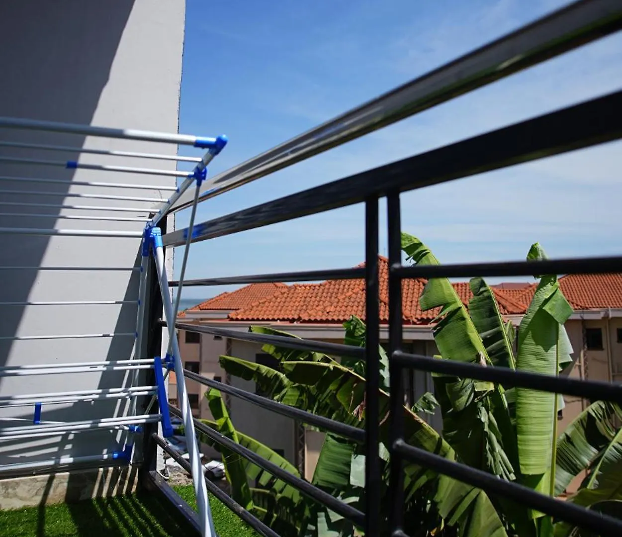 Home2Suite By Veronica Buziga, Munyonyo- Luxury With Netflix, Wi-Fi, & Free Parking Kampala Uganda