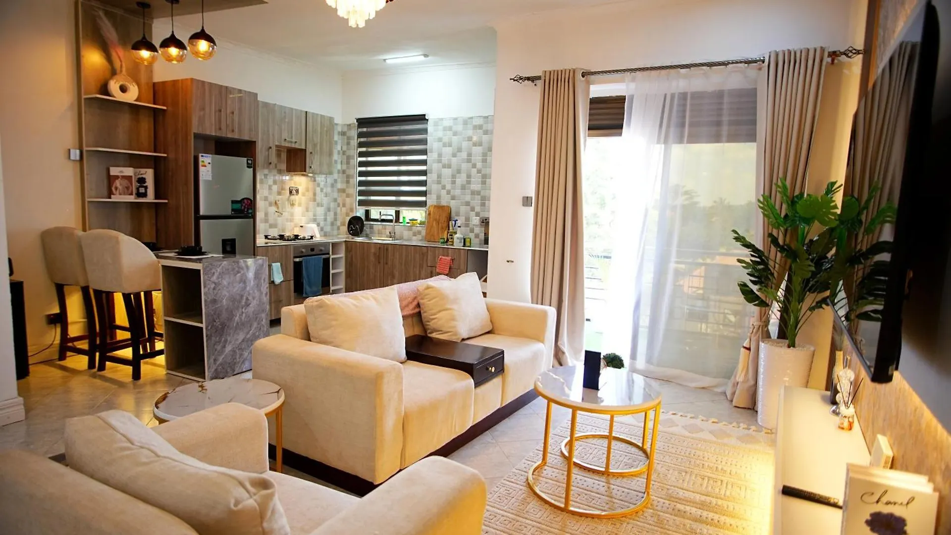 Home2Suite By Veronica Buziga, Munyonyo- Luxury With Netflix, Wi-Fi, & Free Parking Kampala Uganda